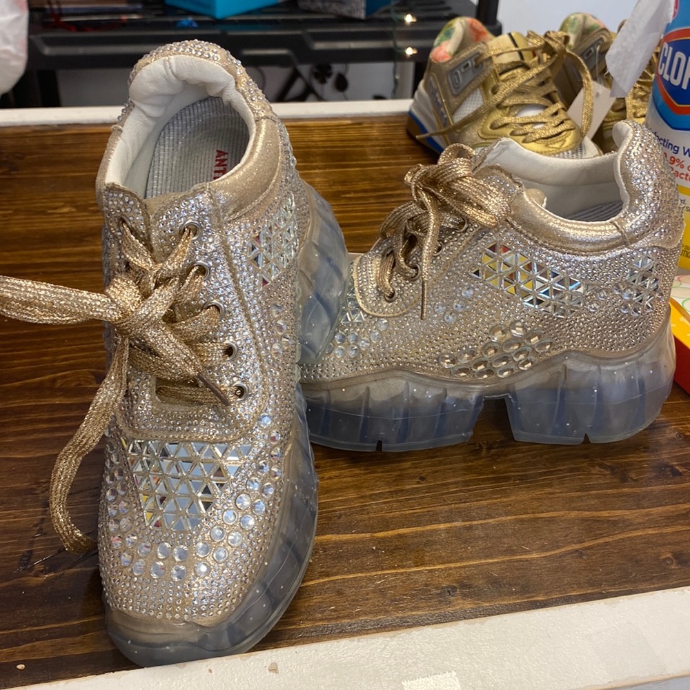 Dress boots